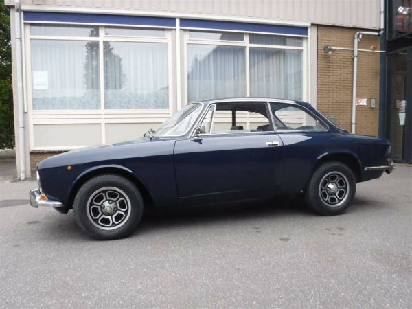 Alfa Romeo Giulia 1600 GT Junior 1973 51786