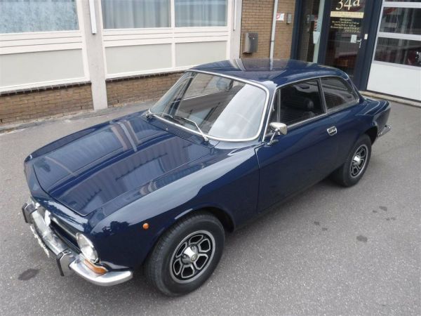 Alfa Romeo Giulia 1600 GT Junior 1973 51787