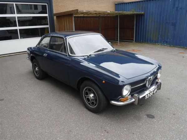 Alfa Romeo Giulia 1600 GT Junior 1973 51795