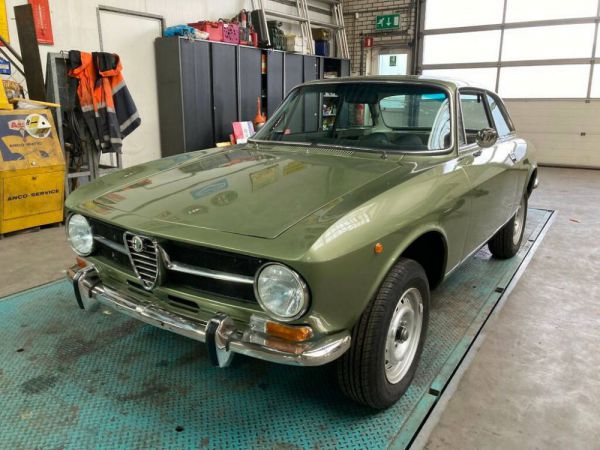 Alfa Romeo Giulia 1600 GT Junior 1974 51799