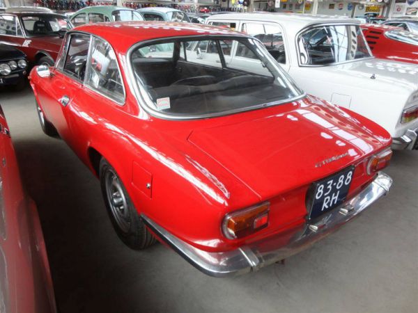 Alfa Romeo Giulia GT 1300 Junior 1971 51827