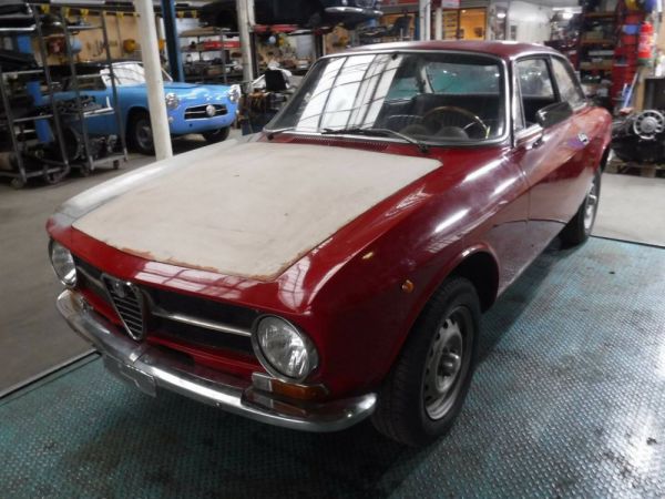 Alfa Romeo Giulia GT 1300 Junior 1972 51839