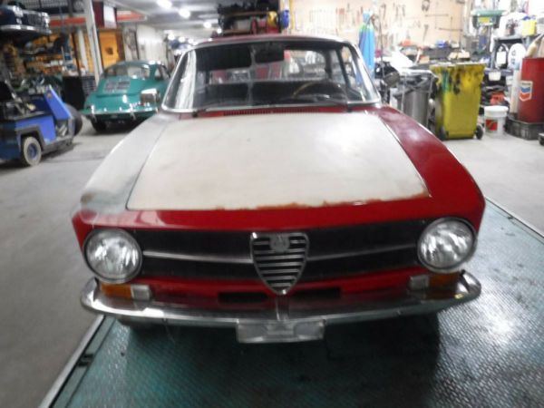 Alfa Romeo Giulia GT 1300 Junior 1972 51844