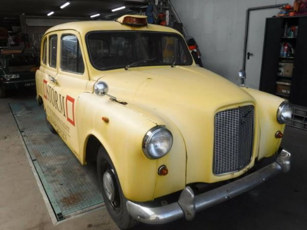 Austin FX 4 London Taxi 1970 52165