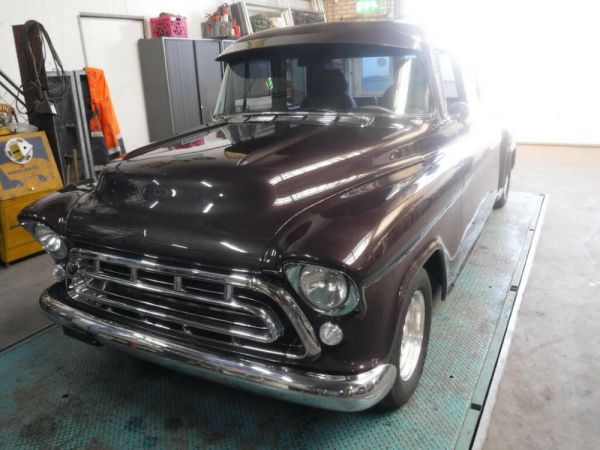 Chevrolet 3100 ½-ton Stepside 1957