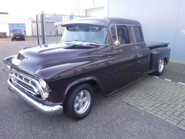 Chevrolet Task Force Stepside 1957 52593