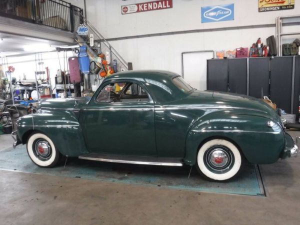 AUTRE DeSoto - De Luxe Club Coupe 1941 52768