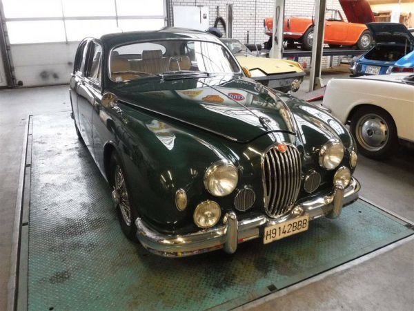 Jaguar 3.4 Litre 1956 52869