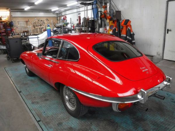 Jaguar E-Type (2+2) 1970 52907