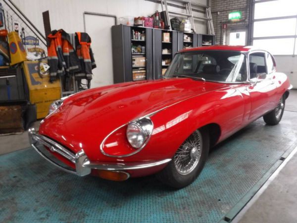 Jaguar E-Type (2+2) 1970 52912