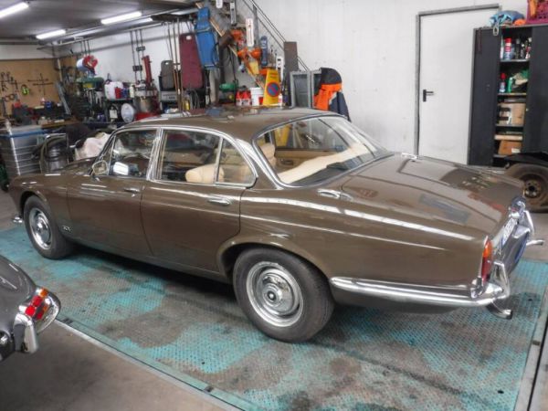 Jaguar XJ 6 4.2 1973 53125