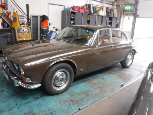 Jaguar XJ 6 4.2 1973 53126