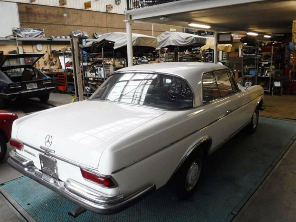 Mercedes-Benz 300 SE 1966 53759