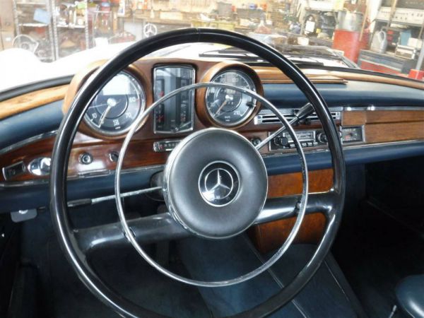 Mercedes-Benz 300 SE 1966 53764