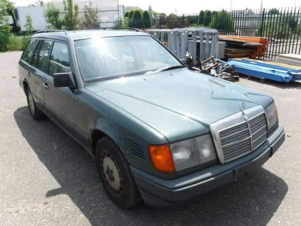 Mercedes-Benz 300 TD Turbo 1988 53789