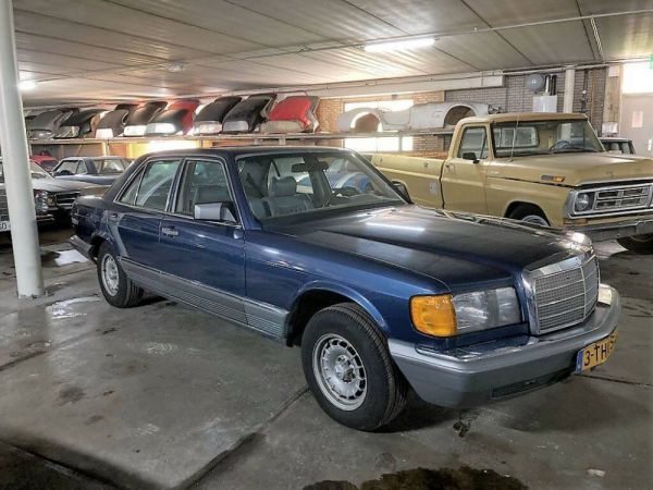 Mercedes-Benz 380 SE 1985 53804