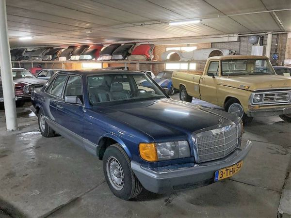 Mercedes-Benz 380 SE 1985 53808