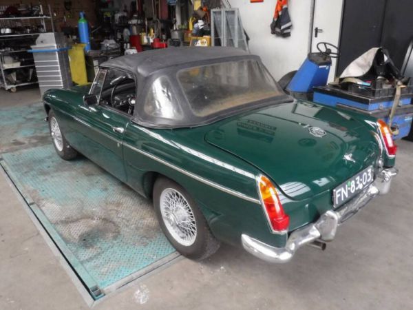 MG MGB 1965 54305