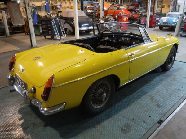 MG MGB 1967 54313