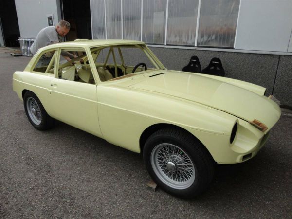 MG MGB GT 1967 54389