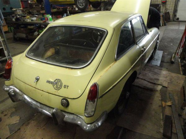 MG MGB GT 1970 54403