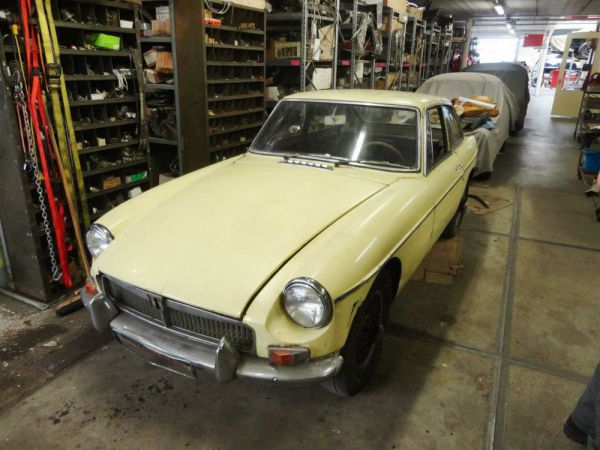 MG MGB GT 1970 54406