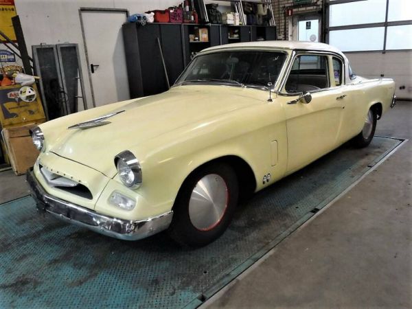 Studebaker Champion Starlight 1955