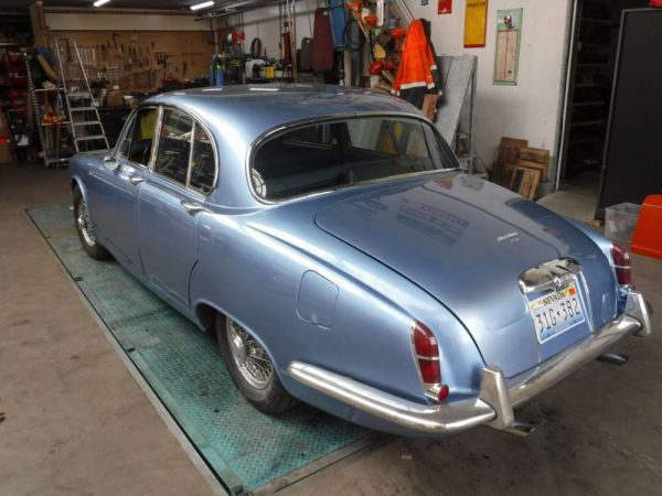 Jaguar 420 1967 61709