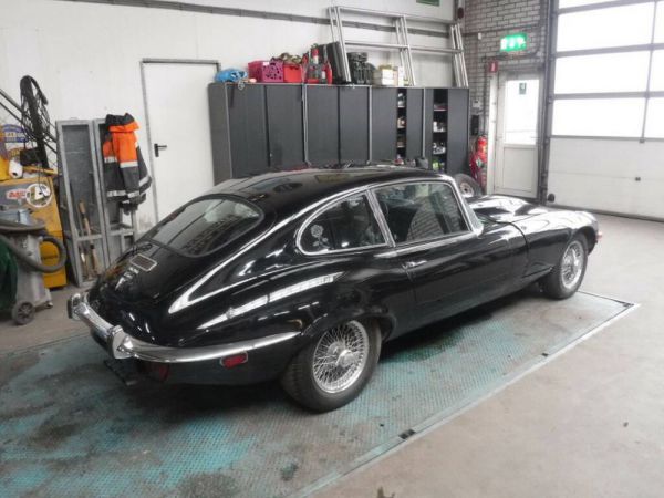 Jaguar E-Type V12 (2+2) 1972 77478