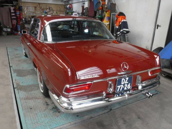 Mercedes-Benz 250 SE 1967 78964