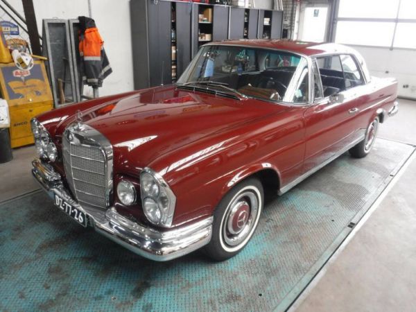 Mercedes-Benz 250 SE 1967 78973