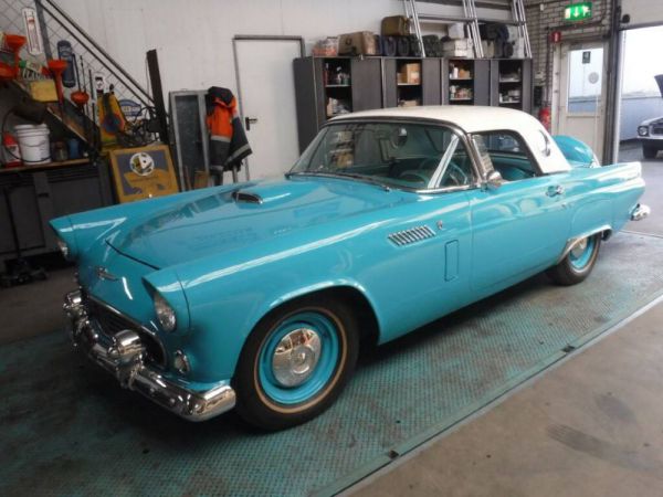 Ford Thunderbird 1956 104204