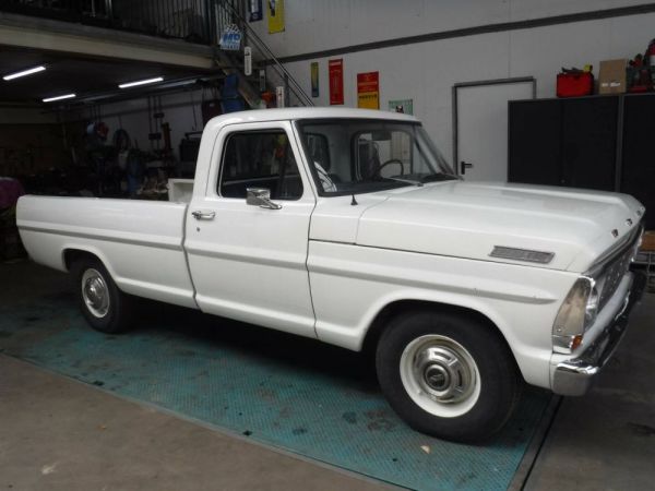 Ford F-250 1967