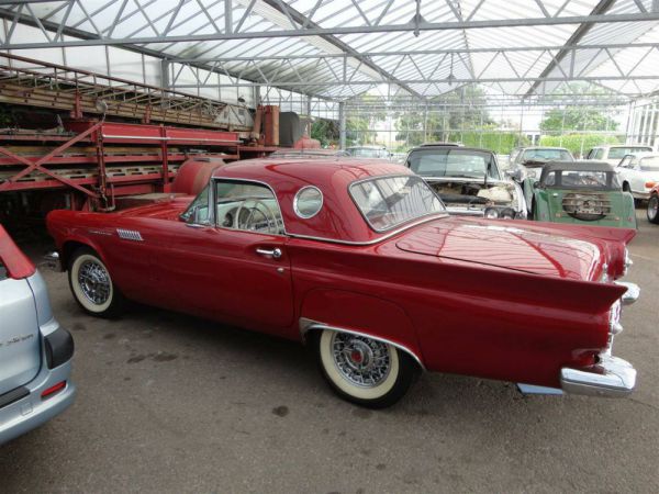 Ford Thunderbird 1957 104250