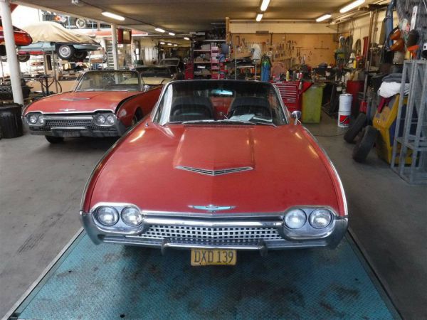 Ford Thunderbird 1962 104293