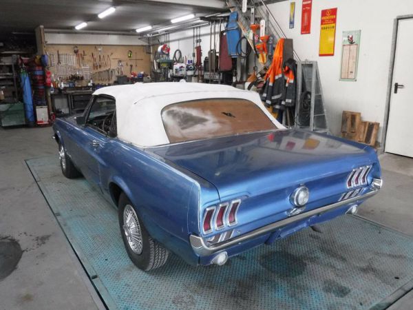 Ford Mustang 200 1967 104322