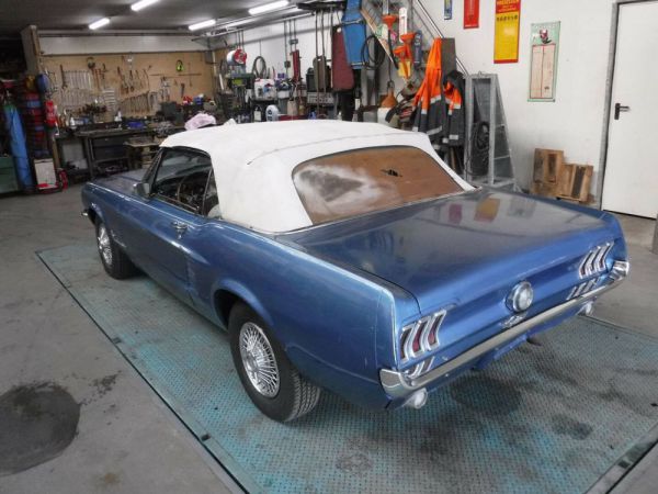 Ford Mustang 200 1967 104324