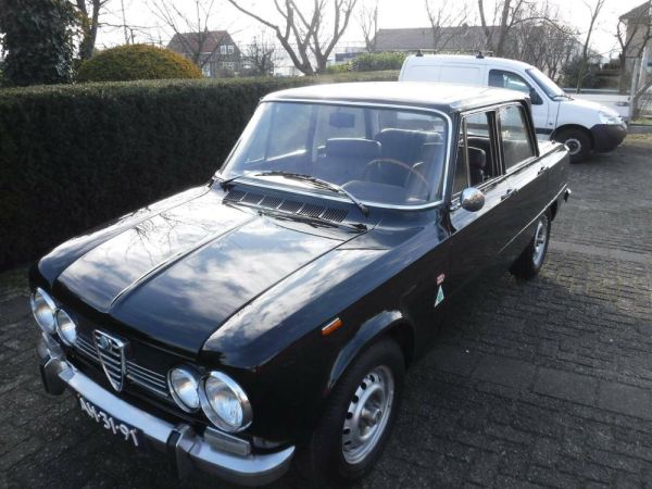 Alfa Romeo Giulia 1300 Super 1972 105873