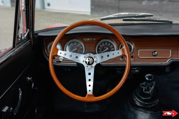 Alfa Romeo Giulia GTA 1300 Junior 1968 3029