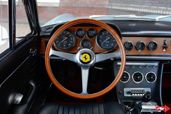 Ferrari 330 GTC 1968 3127