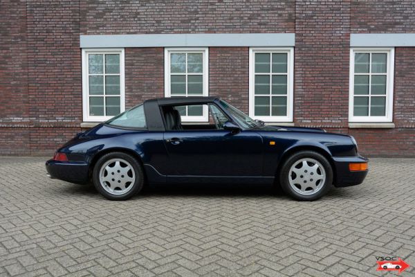 Porsche 911 Carrera 2 1991 3160