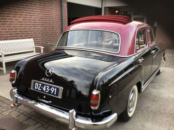 Mercedes-Benz 220 S 1958 62270