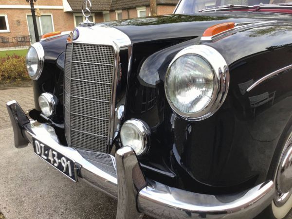 Mercedes-Benz 220 S 1958 62279