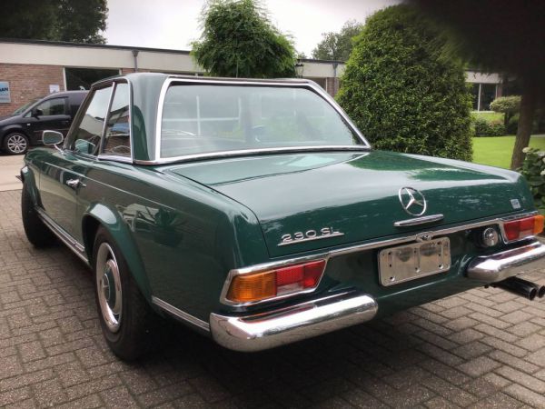 Mercedes-Benz 230 SL 1967