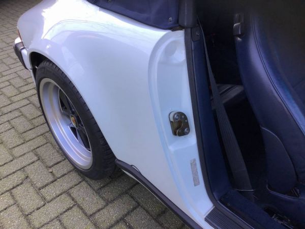 Porsche 911 Carrera 3.2 1986 82263