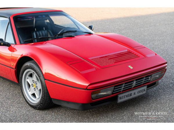 Ferrari 328 GTS 1986 2560