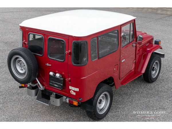 Toyota Land Cruiser BJ 40 1980 2698