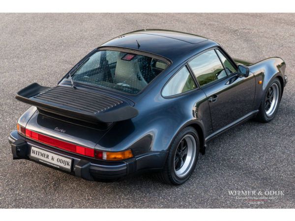 Porsche 911 Turbo 3.3 1988 2760