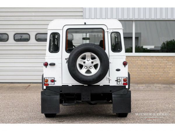 Land Rover Defender 90 1997 2788