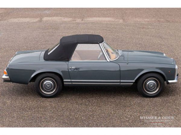 Mercedes-Benz 230 SL 1966 2849